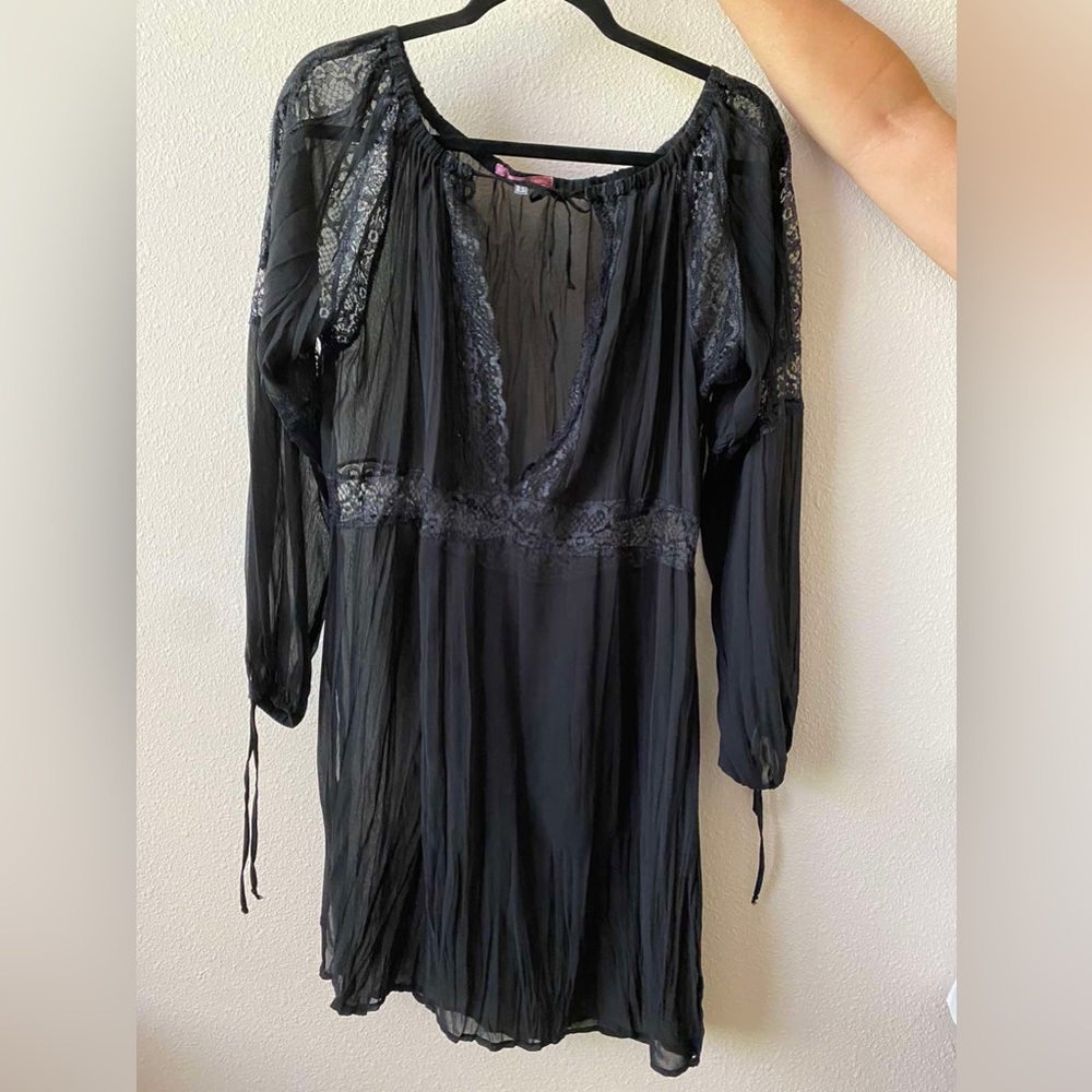 Dress - Picture 6 of 6